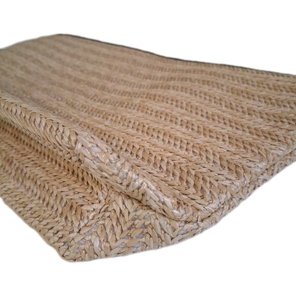 Donna Karan Cashmere Mist hand bag made of Raffia, Canvas & bamboo handle NWT - Picture 3 of 9